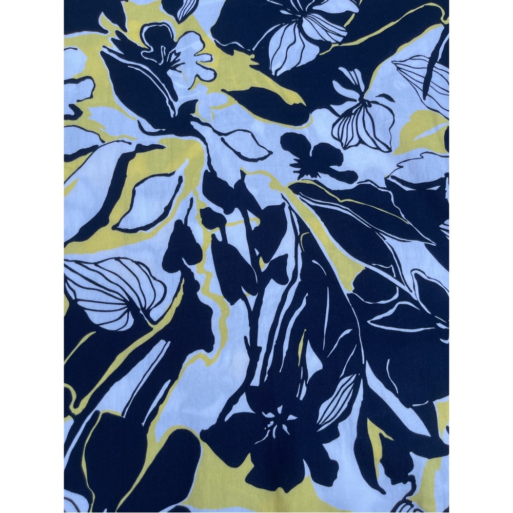 Chaps Woman's Floral V-Neck Tunic Blouse - Navy Blue, White & Yellow. Size S - Picture 6 of 6